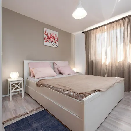 Tatil Evi New! Tina With Pool *